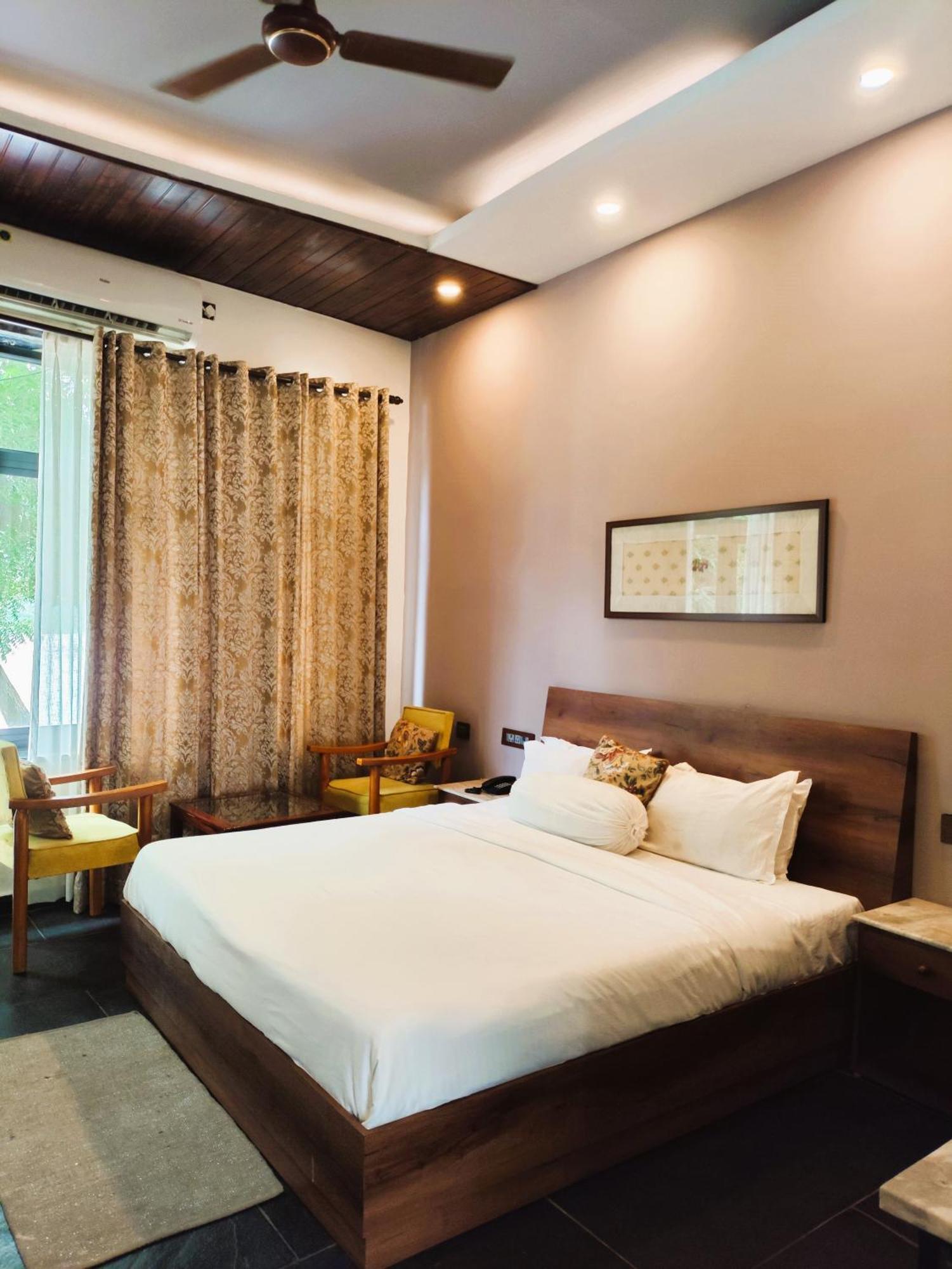 Meeram Ganga, A Heritage Stay By The Ganges At Triveni Ghat Rishīkesh 外观 照片