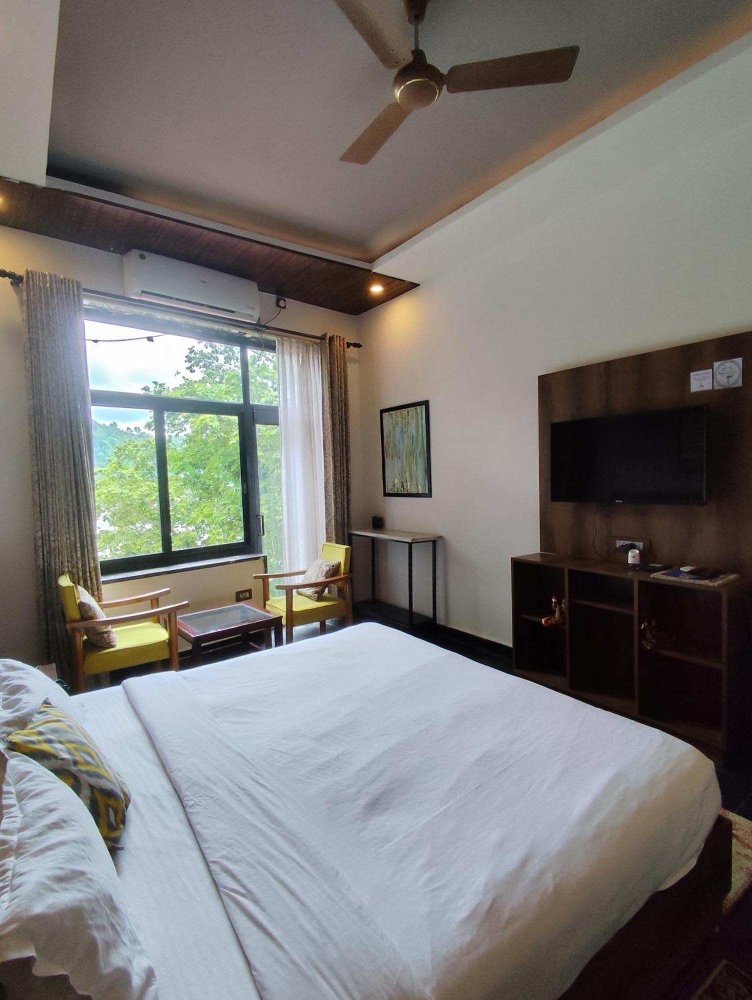 Meeram Ganga, A Heritage Stay By The Ganges At Triveni Ghat Rishīkesh 外观 照片
