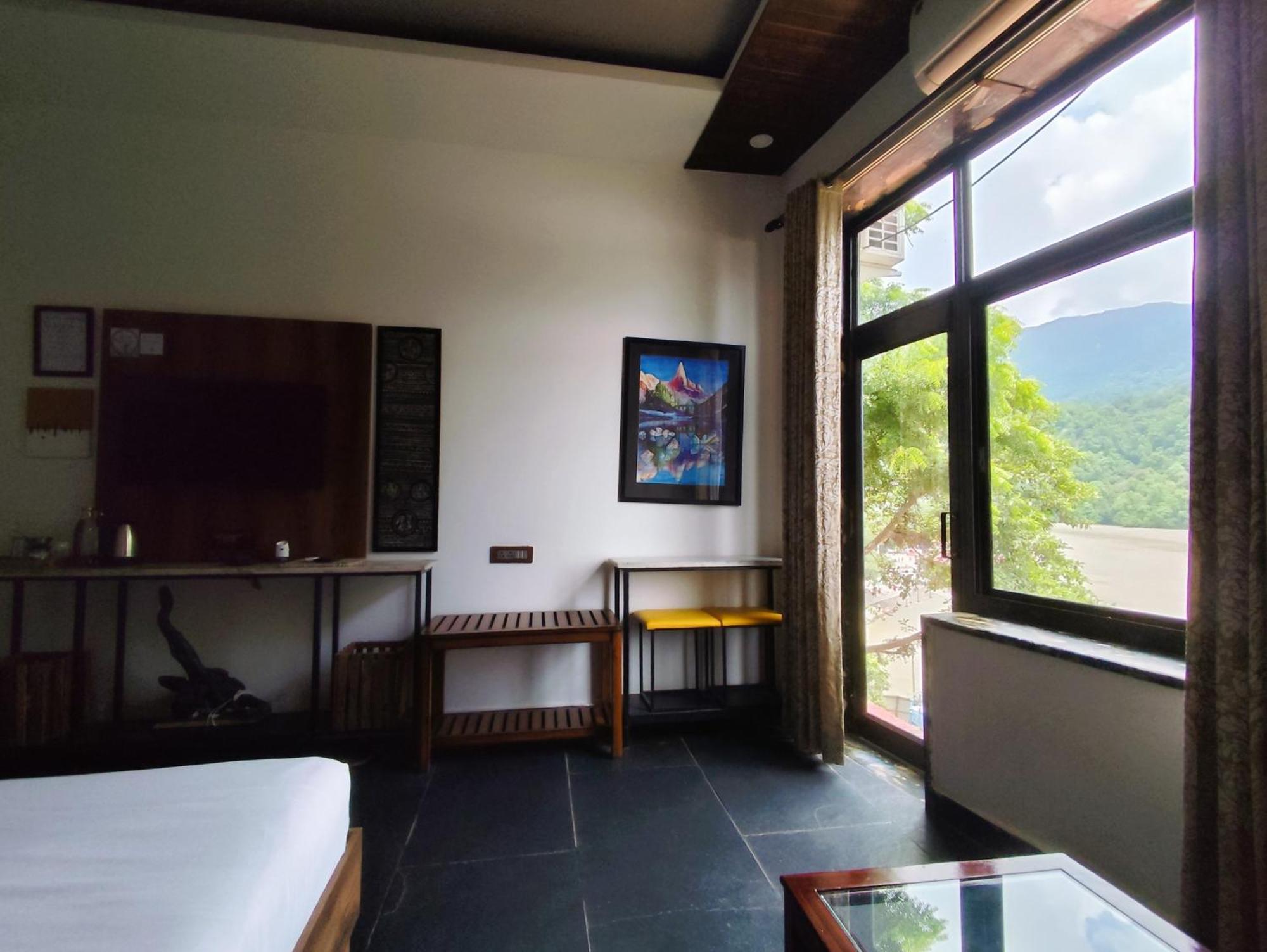 Meeram Ganga, A Heritage Stay By The Ganges At Triveni Ghat Rishīkesh 外观 照片